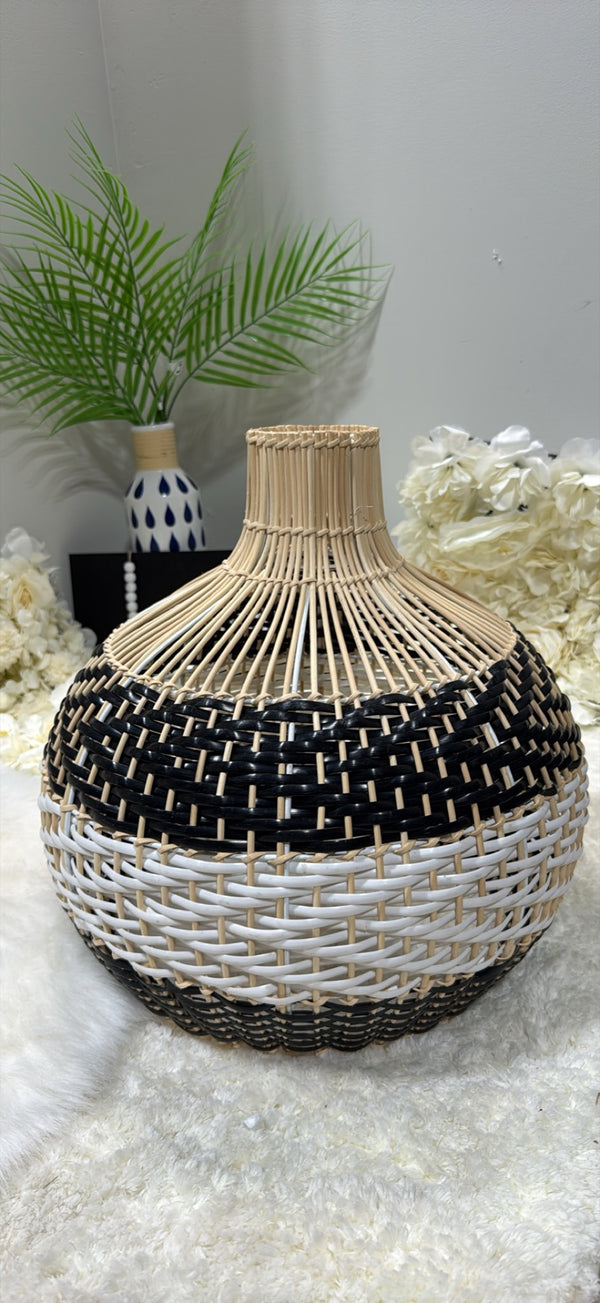 Woven Rattan Pendant Light Shade – Black & White │ 🟡 Z3 Grade: Open Box – Unused