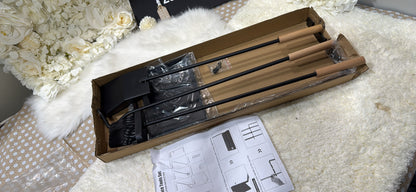 Modern 4-Piece Fireplace Tool Set — Wood-Handle Poker, Broom & Shovel with Stand │ Z3 Grade: 🟢 Brand New (Sealed)