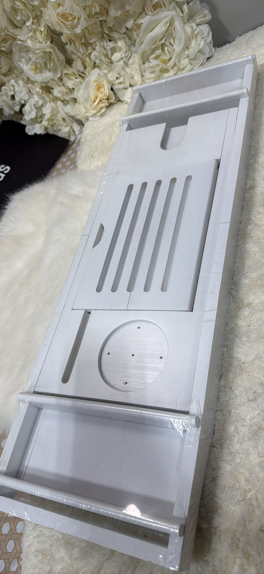 Expandable Bathtub Caddy Tray — Adjustable Bath Board with Phone & Accessory Slots │ Z3 Grade: 🟡 Open Box – Unused