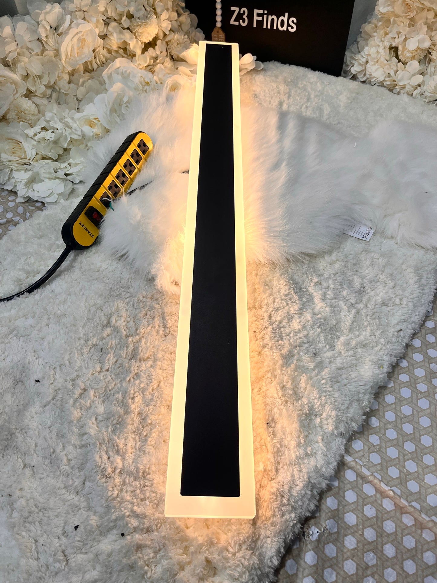 Aipsun LED Outdoor Wall Light – 39.4" Black │ 🟡 Z3 Grade: Open Box – Unused