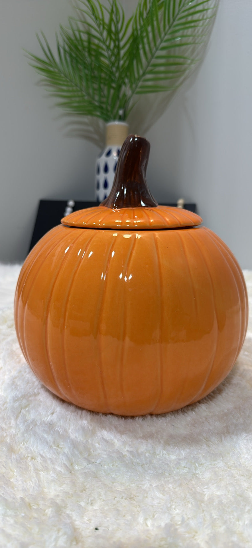 More Boos Please Pumpkin Ceramic Beverage Dispenser — Glossy Halloween Drink Jug with Spigot │ Z3 Grade: 🟡 Open Box – Unused
