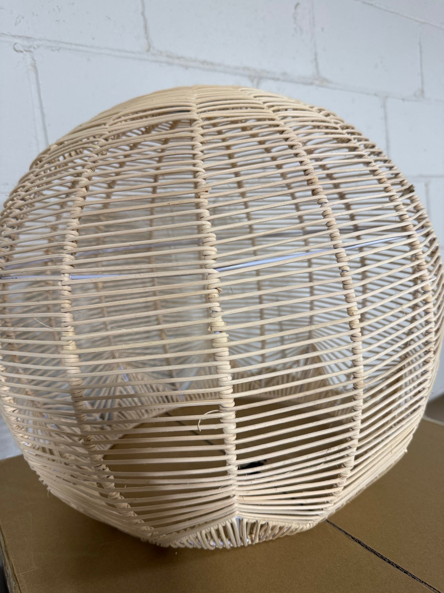 Round Rattan Pendant Light — Hand-Woven 50cm Kitchen Island Shade │ Z3 Grade: 🟢 Brand New (Sealed)