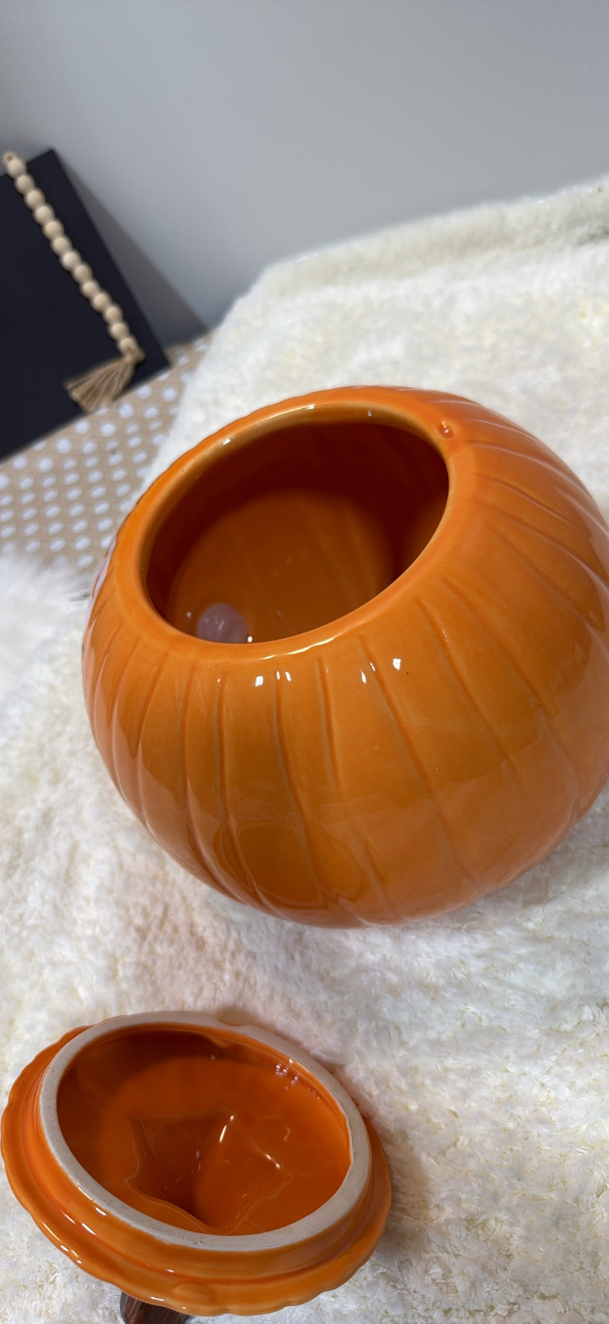 More Boos Please Pumpkin Ceramic Beverage Dispenser — Glossy Halloween Drink Jug with Spigot │ Z3 Grade: 🟡 Open Box – Unused