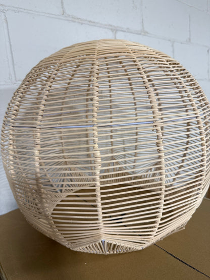 Round Rattan Pendant Light — Hand-Woven 50cm Kitchen Island Shade │ Z3 Grade: 🟢 Brand New (Sealed)