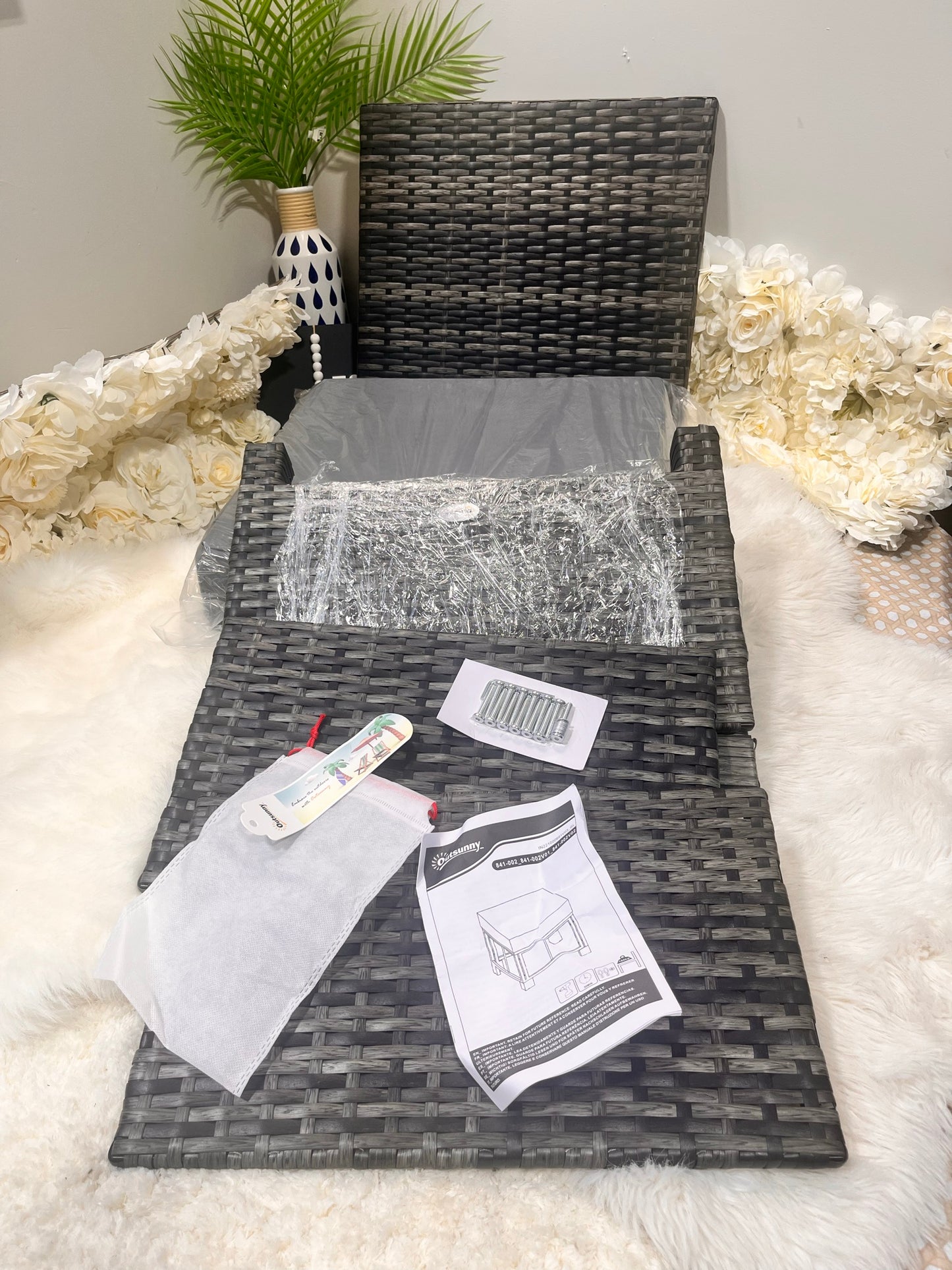 Outsunny Patio Rattan Ottoman / Wicker Footrest – Grey │ 🟡 Z3 Grade: Open Box – Unused