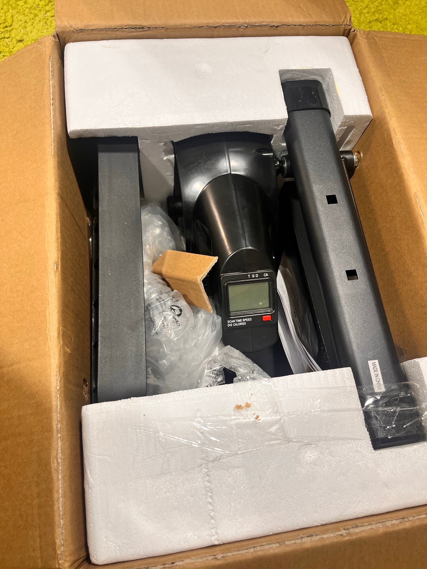 Costway Under Desk Elliptical Pedal Exerciser SP38634 Silver │ 🟡 Z3 Grade: Open Box – Lightly Used
